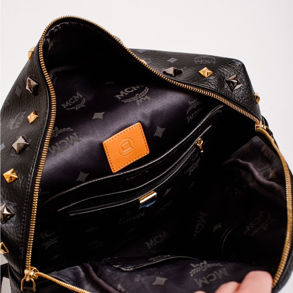 MCM Black Leather Visetos Studded Medium Stark Backpack - EUC! - Picture 10 of 10